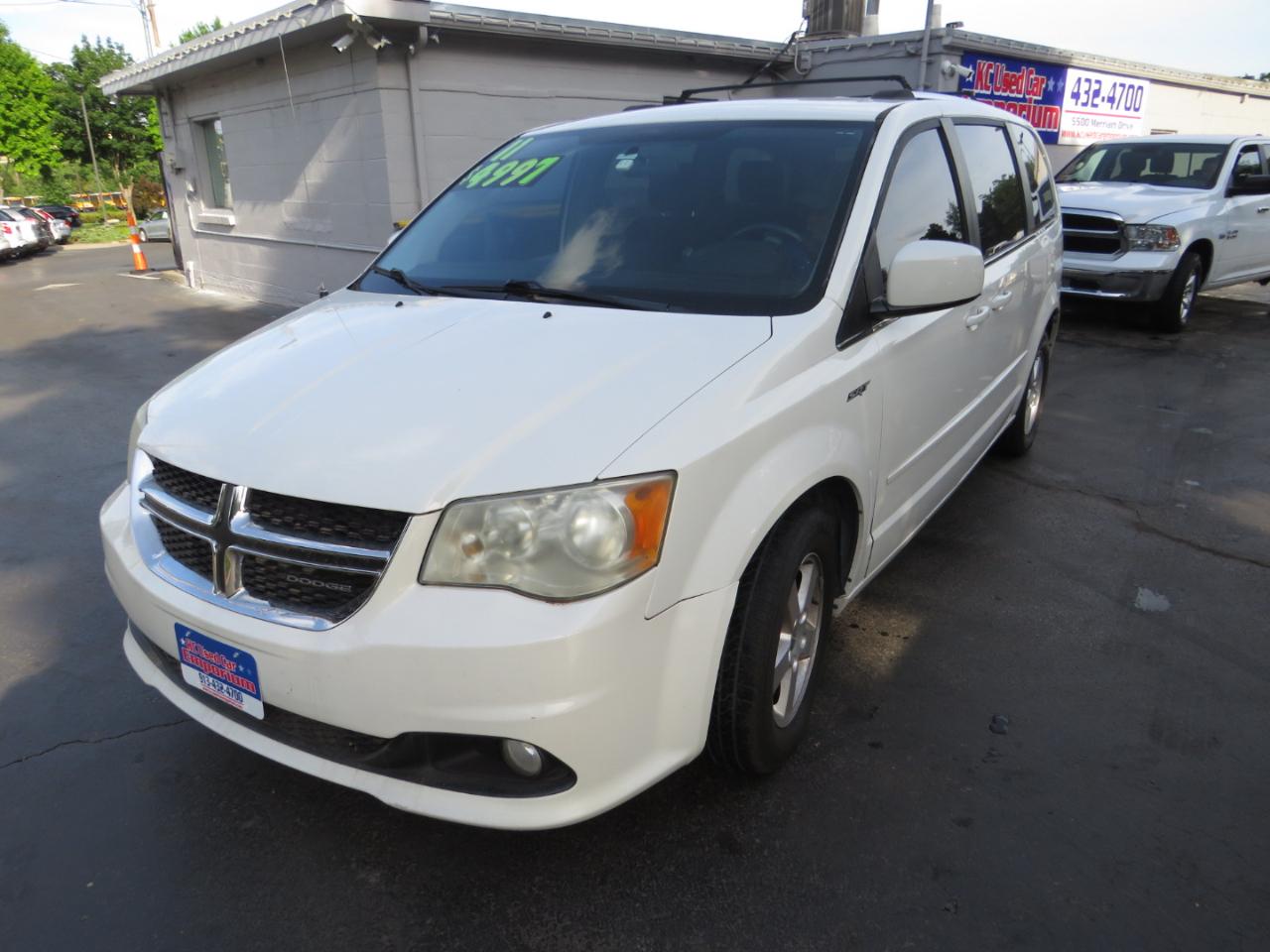 dodge grand caravan 2011 2D4RN5DG9BR679629 image dodge grand caravan 2011 2D4RN5DG9BR679629 image